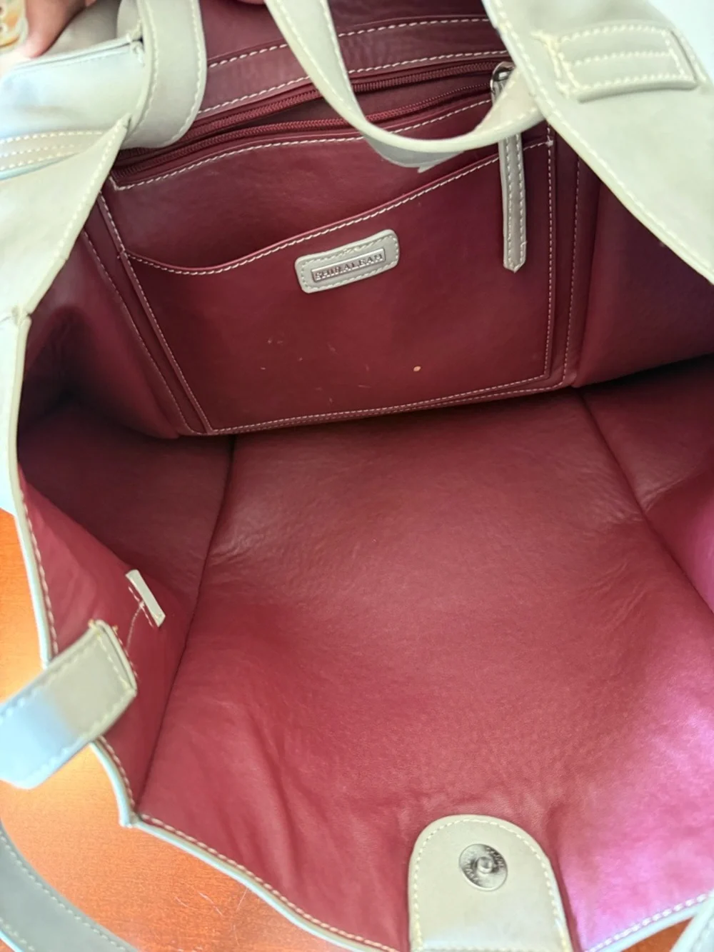Handyman special shiraleah leather tote‎